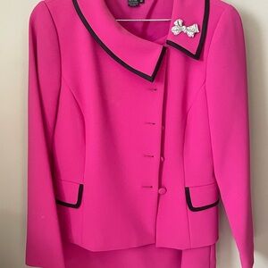 Elegant Pink Women's Jacket with Bow Detail